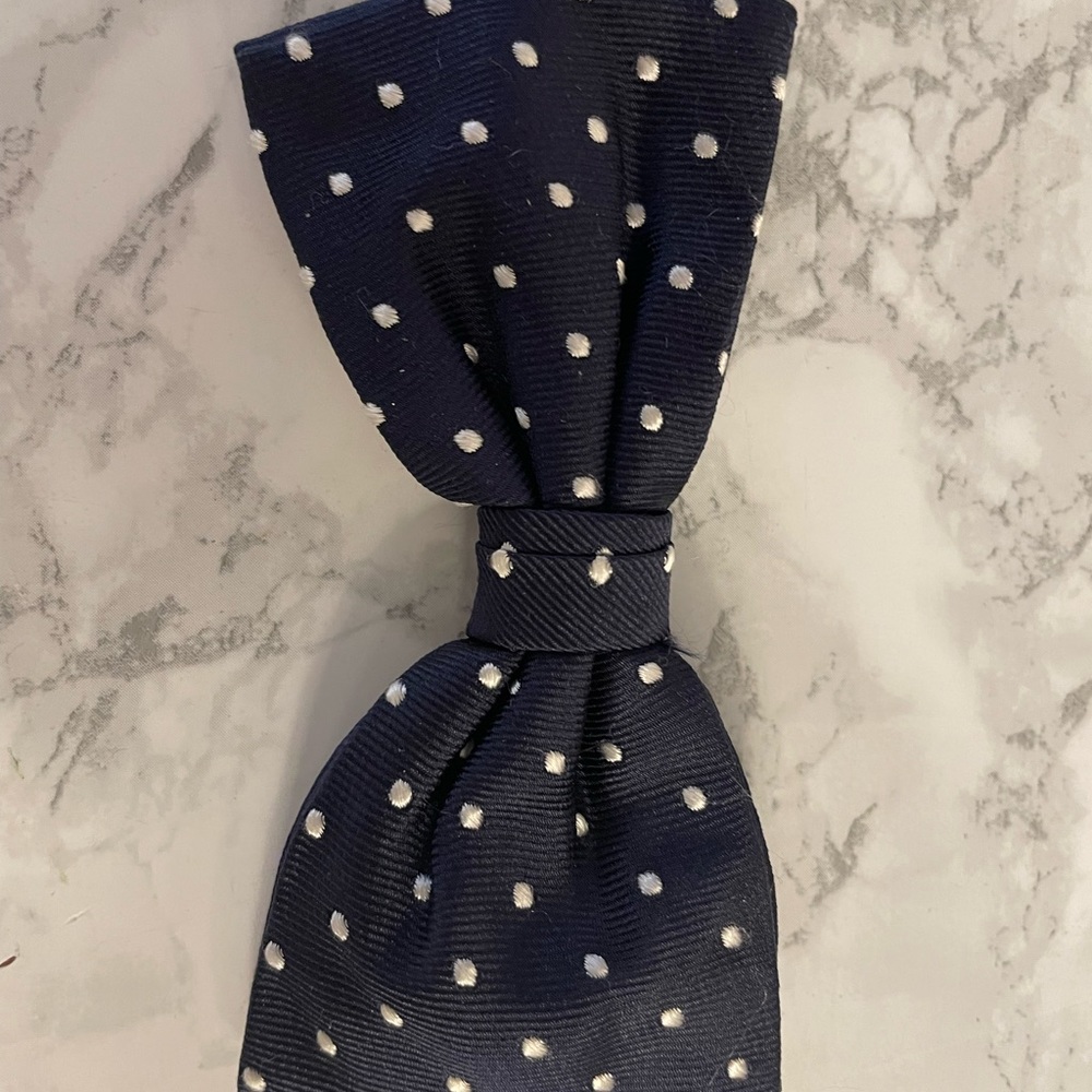 Brooks Brothers boys bowtie